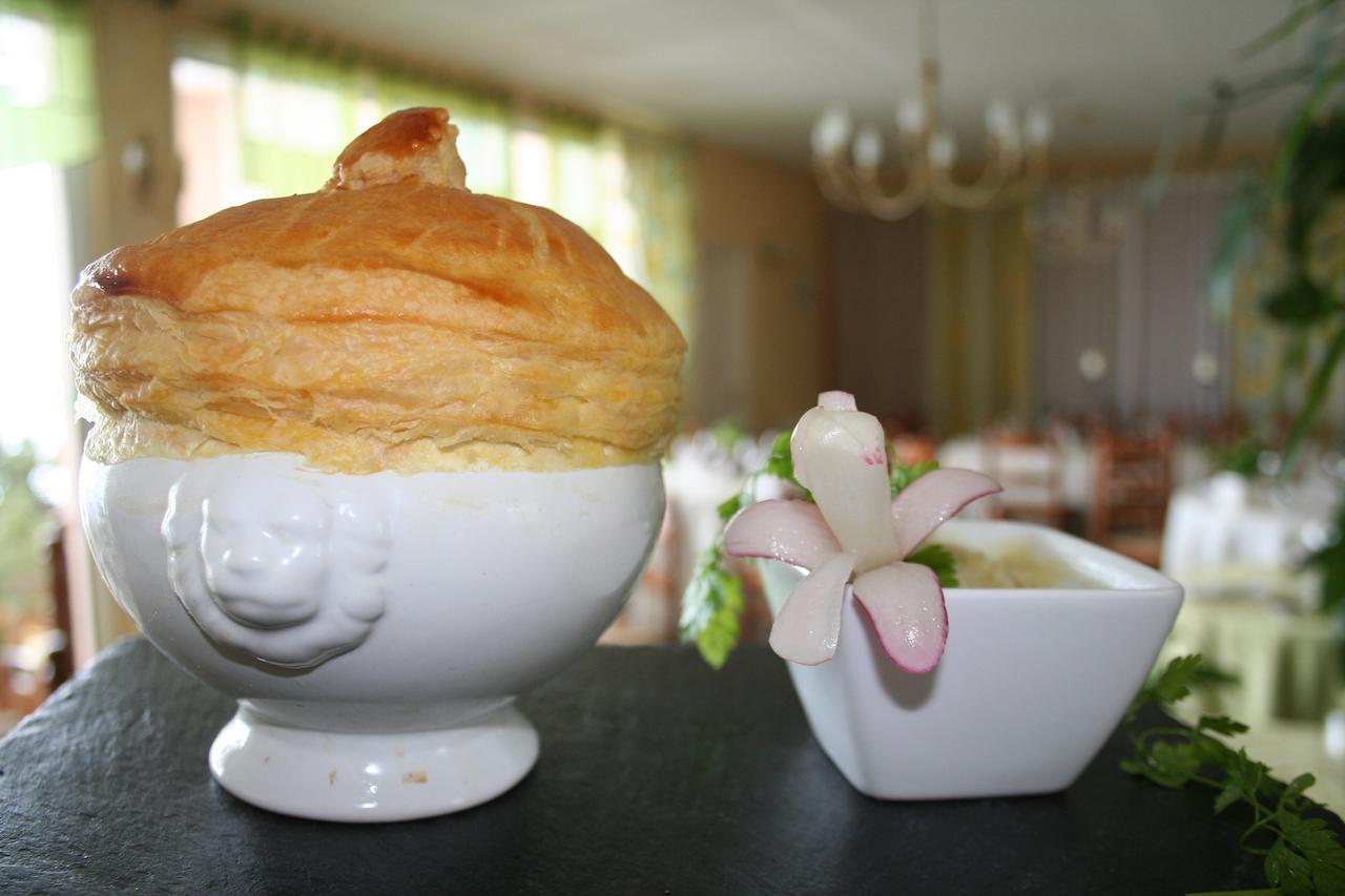 Hotel La Terrasse Marnand エクステリア 写真